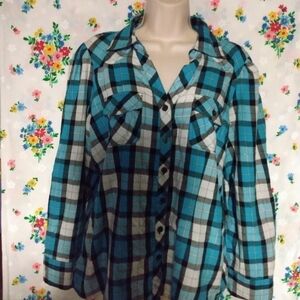 Care N Sport Long Sleeve Shirt, sz 1X,  Black Blue flap front pockets, pre-owned